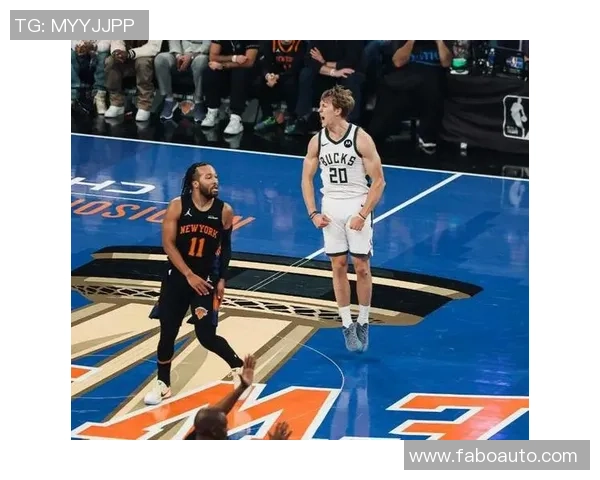 快船与尼克斯全场激战回顾球迷热情高涨精彩瞬间不容错过