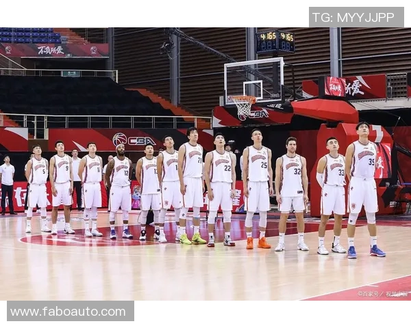 CBA激战上海久事迎战天津队全力争胜展现篮球魅力