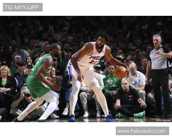 乔尔恩比德的篮球传奇之路与未来发展展望